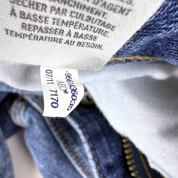 American Eagle Artist Jeans Sz 10 Long Blue Wide Leg Flare Low Rise Stretch Sk8 - Picture 13 of 16